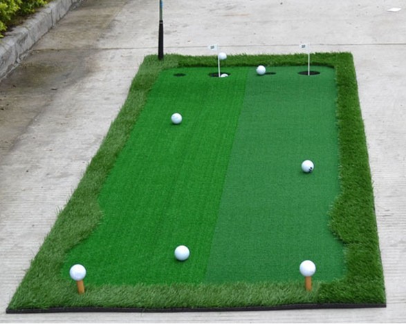 Functional putting green