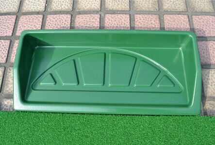 Golf ball tray